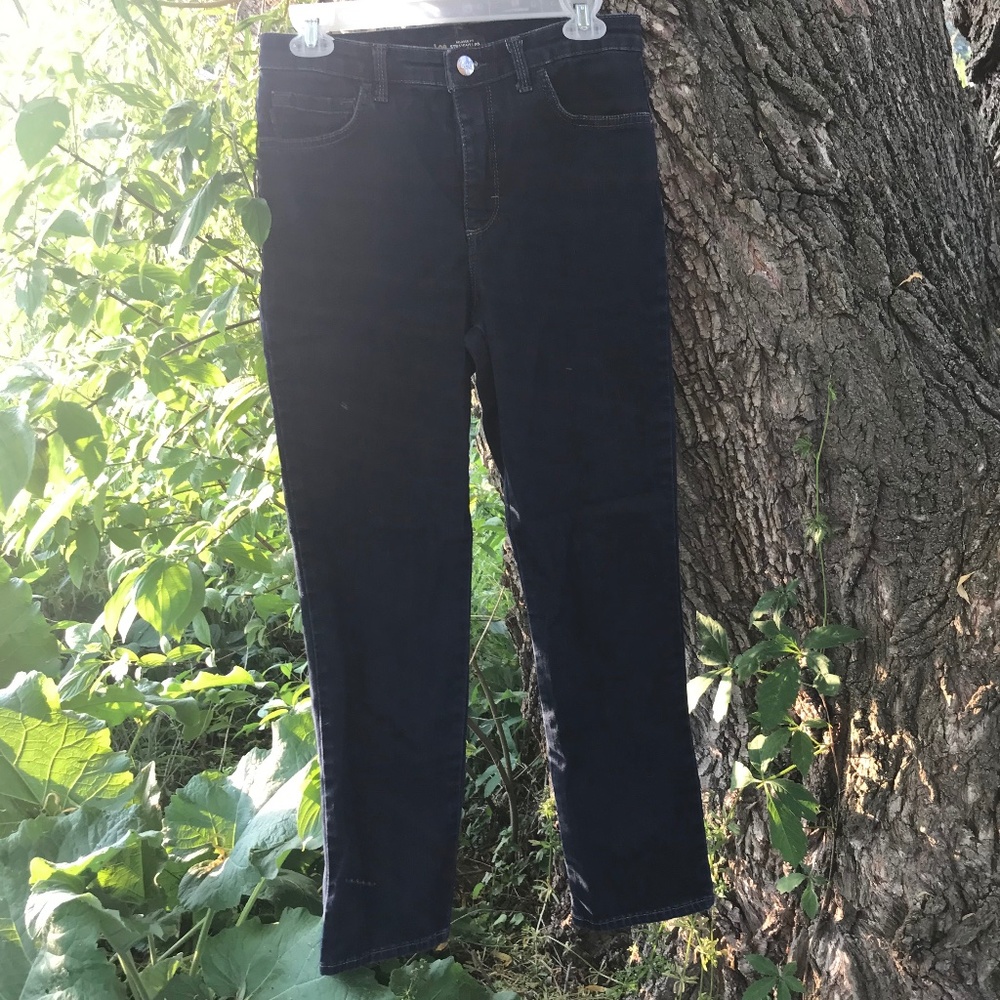 🌺Short, High Rise, Dark Wash, Relaxed Fit, Lee Jeans
